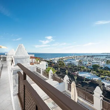 Resort Livvo Volcán Lanzarote 5*
