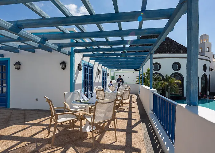 Resort Livvo Volcan Lanzarote 5*