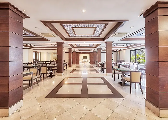 Livvo Volcan Lanzarote Resort