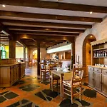 Üdülőközpont Livvo Volcan Lanzarote 5*
