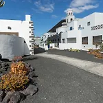 Livvo Volcan Lanzarote Resort Playa Blanca