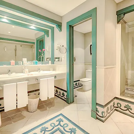 Livvo Volcan Lanzarote 5*