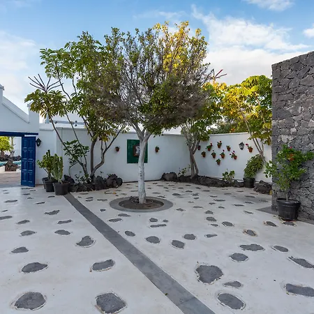 Livvo Volcan Lanzarote 5* Playa Blanca (Lanzarote)