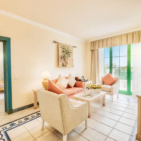 Resort Livvo Volcan Lanzarote 5*