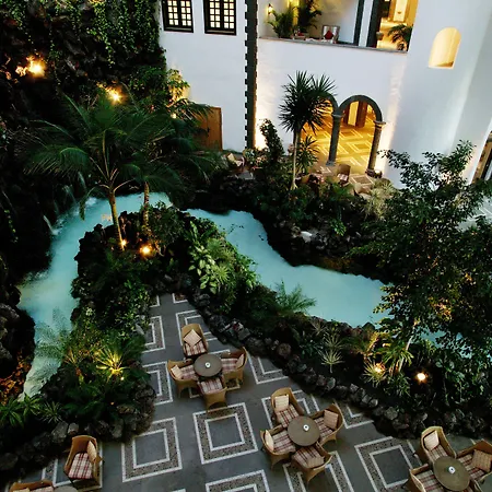 Resort Livvo Volcan Lanzarote Playa Blanca (Lanzarote)