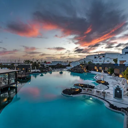 Livvo Volcan Lanzarote Resort Playa Blanca (Lanzarote)