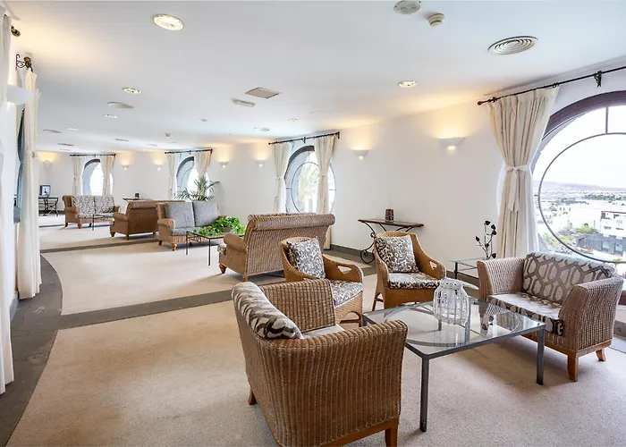 Resort Livvo Volcan Lanzarote 5*