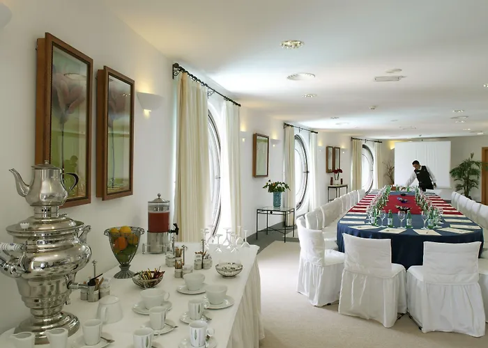 Resort Livvo Volcan Lanzarote 5*